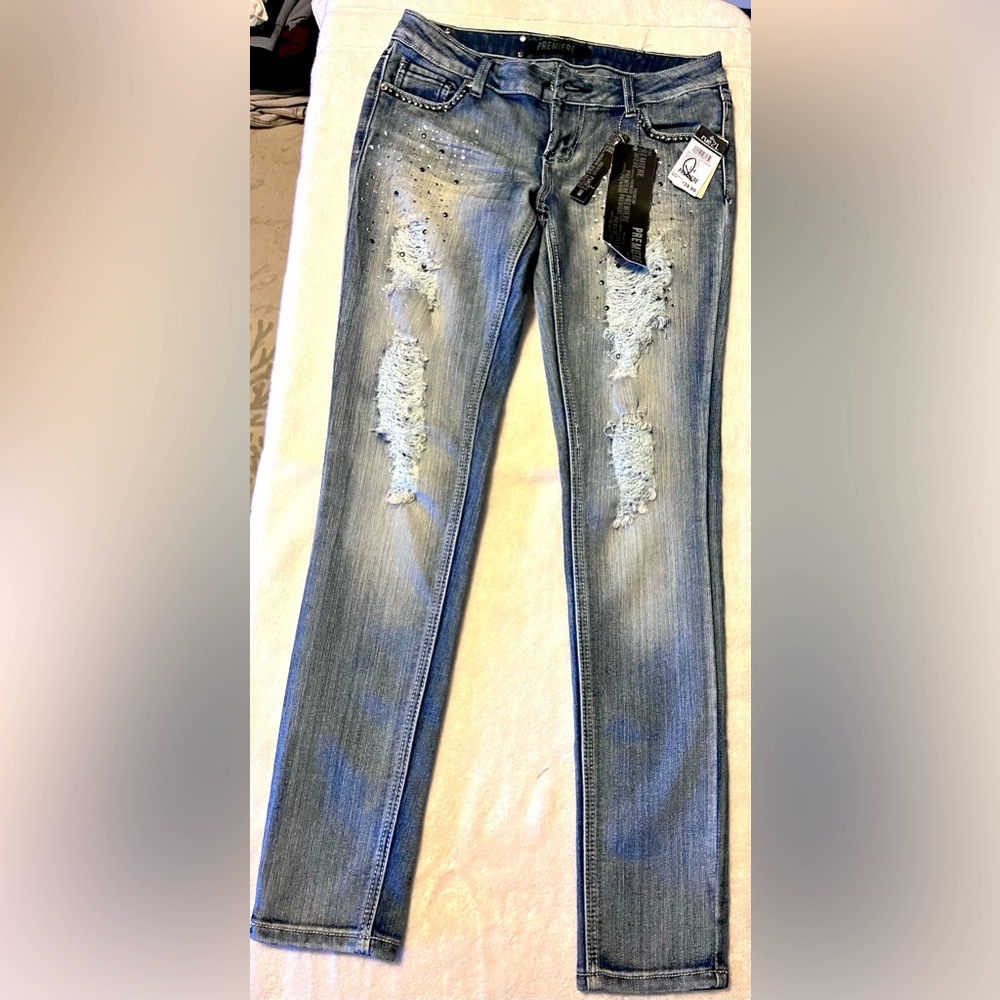 Women’s Rue 21 jeans. Size 3/4 R